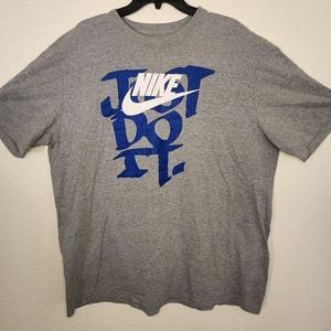 Nike XXL Just Do It Swoosh Logo Gray Short Sleeve T-Shirt The Nike Tee